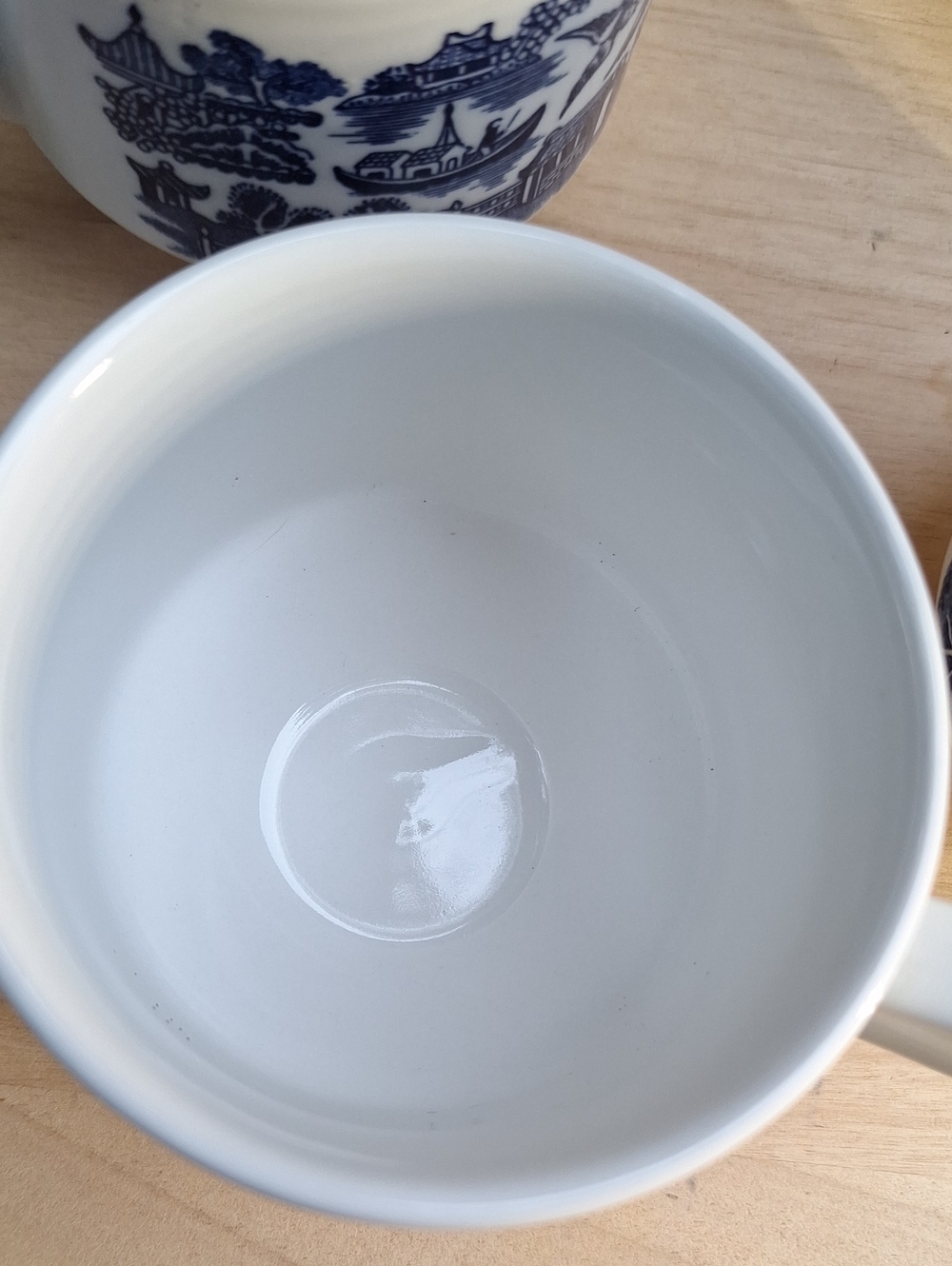 Vintage Churchill Blue Willow Coffee/Tea Cup Made In England Set Of 4 - Picture 10 of 15